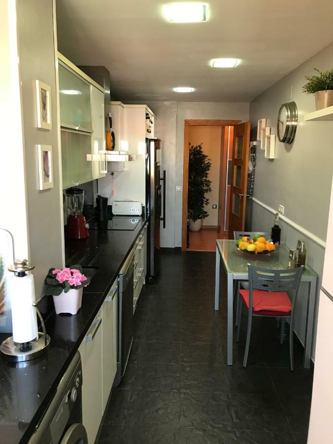 شقة رينكون ذي لا مْبيكتوري  في Apartamento Centro Rincon Playa المظهر الخارجي الصورة