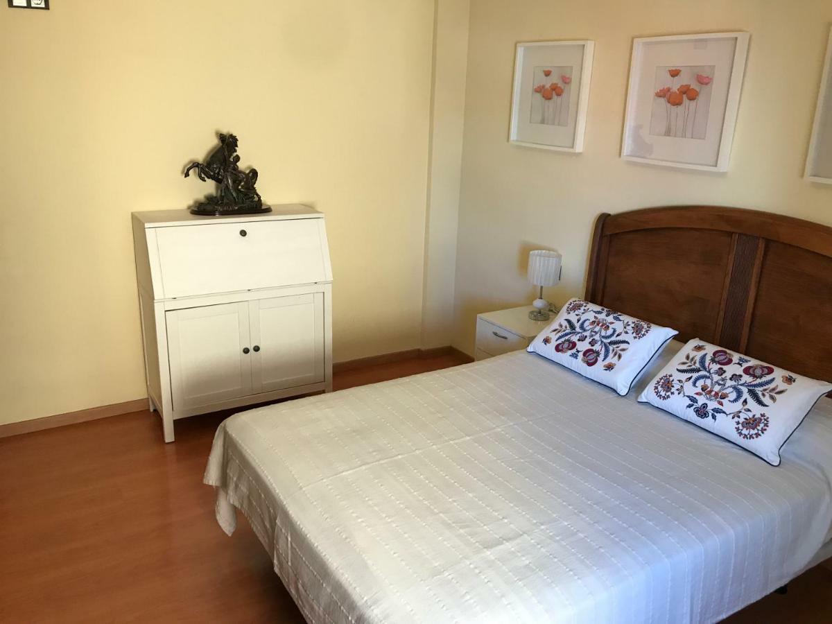 شقة رينكون ذي لا مْبيكتوري  في Apartamento Centro Rincon Playa المظهر الخارجي الصورة
